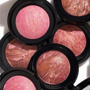Laura Geller Blush-N-Brighten In Tropic Hues NEW